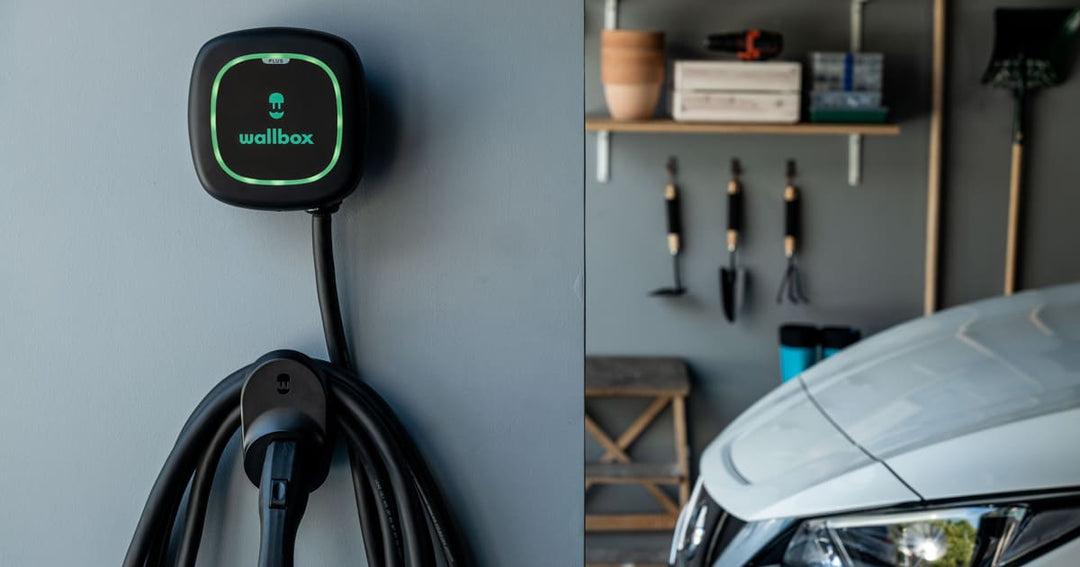 borne de recharge wallbox de Pulsar 48 amp avec voiture électrique